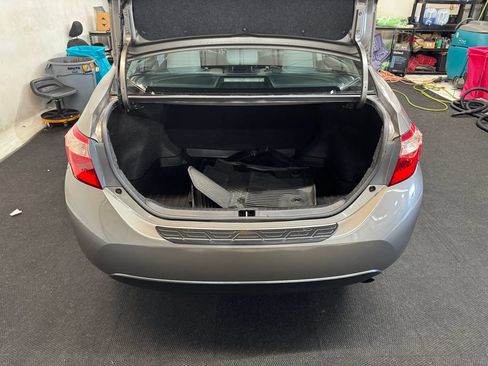 Used 2019 Toyota Corolla LE FWD image 6