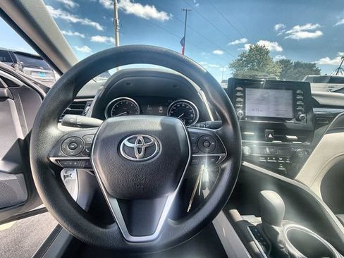 Used 2024 Toyota Camry LE AWD/4WD image 11