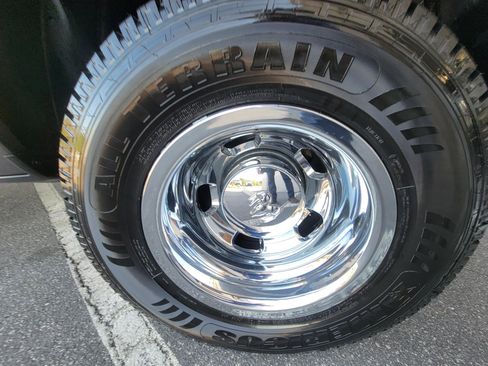 Used 2015 RAM 3500 Tradesman w/ Chrome Appearance Group AWD/4WD image 22