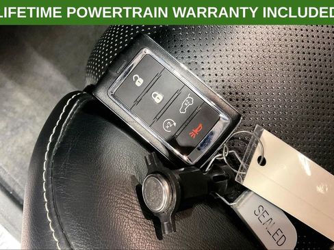 Used 2024 Jeep Grand Cherokee Overland w/ Luxury Tech Group IV image 13