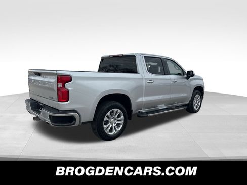 Used 2022 Chevrolet Silverado 1500 LTZ image 3