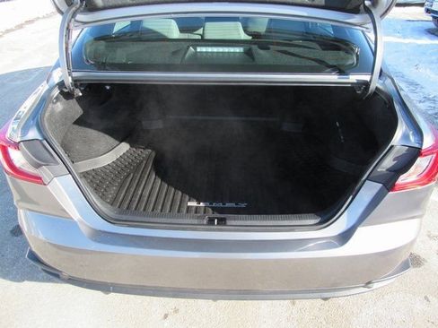 Used 2025 Toyota Camry SE w/ Convenience Package image 27