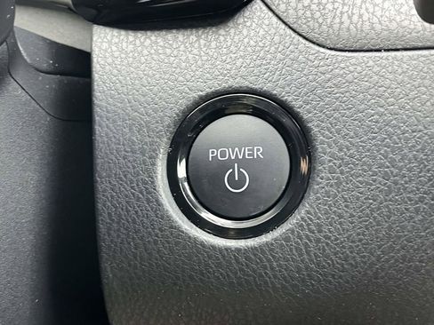 New 2025 Toyota Camry SE image 24