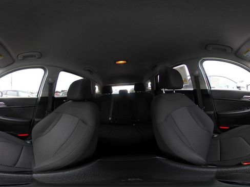 Used 2025 Kia Sportage LX FWD image 41