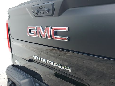 Used 2024 GMC Sierra 1500 AT4X w/ AT4X AEV Edition AWD/4WD image 8