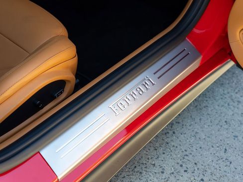 Used 2016 Ferrari F12 Berlinetta RWD image 27