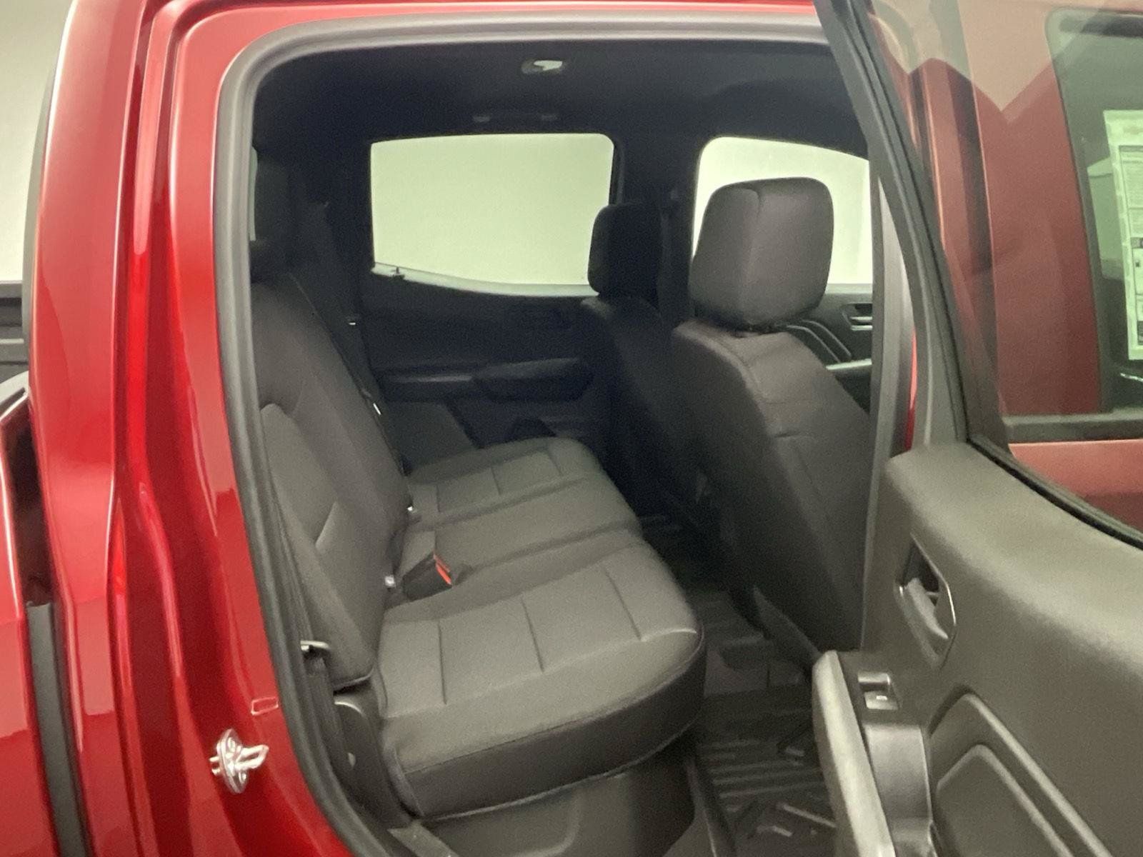 Used 2026 Chevrolet Colorado Trail Boss AWD/4WD image 27