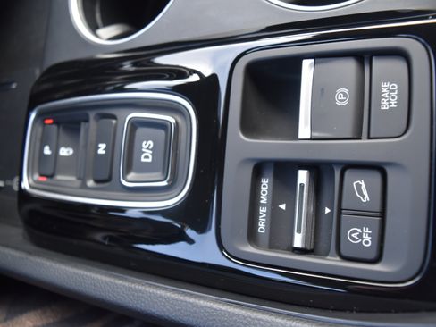 Certified 2023 Honda Pilot Elite image 29