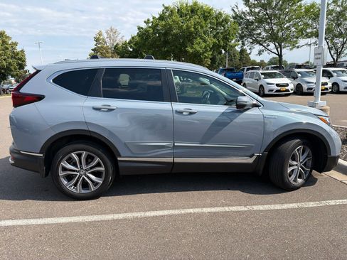 Used 2022 Honda CR-V Touring image 3