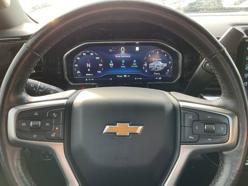 Used 2022 Chevrolet Silverado 1500 LT image 5