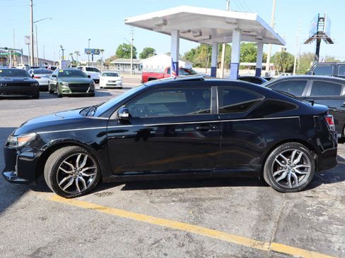 Used 2016 Scion tC FWD image 6