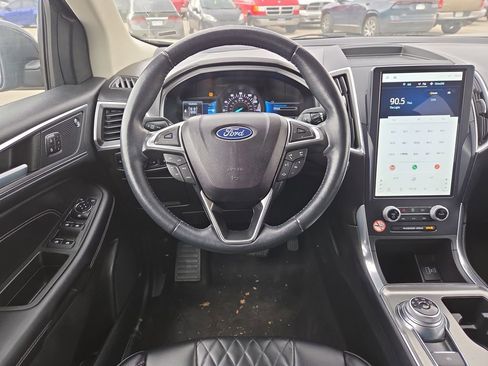 Used 2023 Ford Edge Titanium image 14