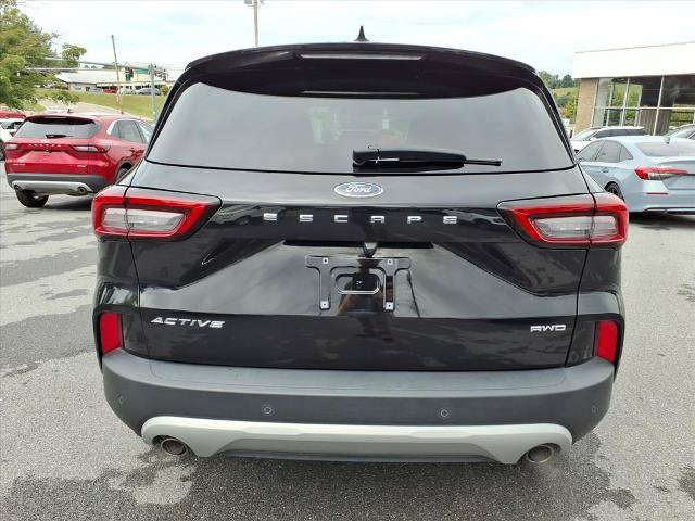 Certified 2023 Ford Escape Active w/ Tech Pack #2 AWD/4WD image 4