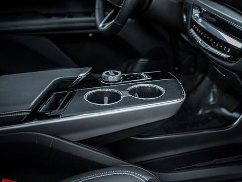 Used 2024 Cadillac Lyriq Tech image 37