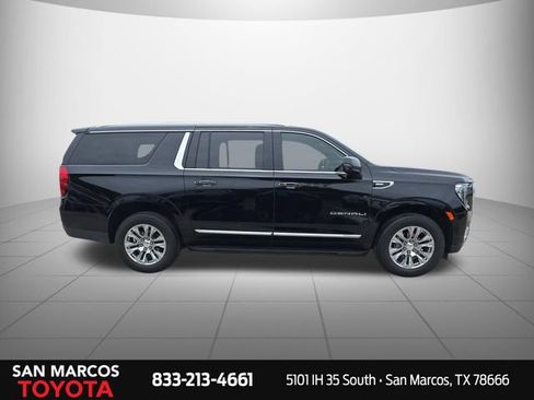 Used 2024 GMC Yukon XL Denali AWD/4WD image 4