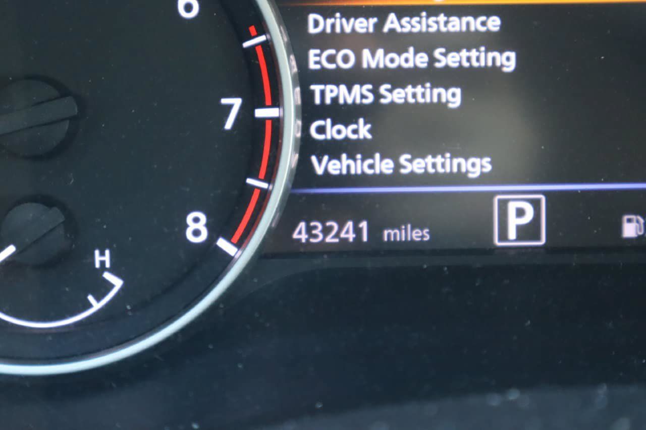 Used 2024 Nissan Sentra SV FWD image 10