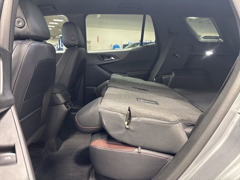 Used 2025 Chevrolet Equinox RS w/ Safety and Technology Package image 37