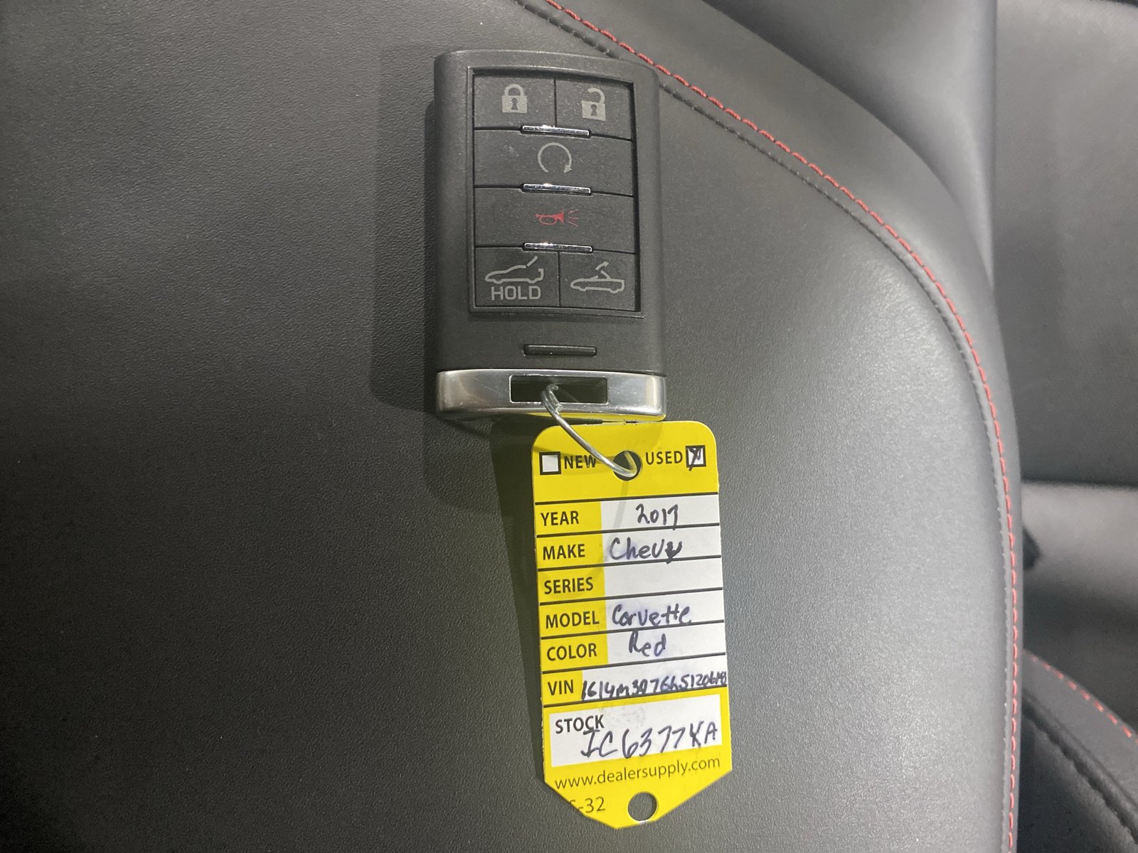 Used 2017 Chevrolet Corvette Stingray Convertible RWD image 17