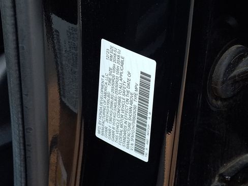 Used 2024 Honda Pilot Touring image 28