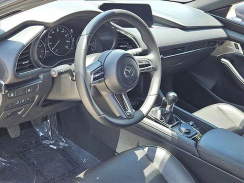 Used 2023 MAZDA MAZDA3 s FWD image 10