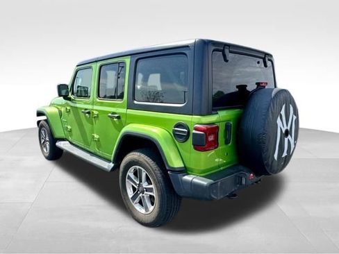 Used 2019 Jeep Wrangler Unlimited Sahara image 5