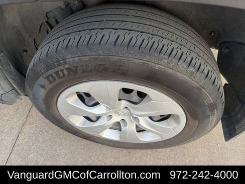 Used 2023 Toyota RAV4 LE image 3