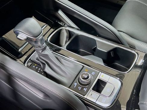 Used 2024 Kia Telluride SX image 17