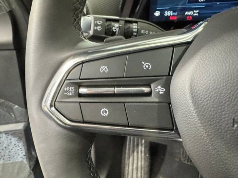 New 2026 Chevrolet Equinox LT w/ Convenience Package II AWD/4WD image 15