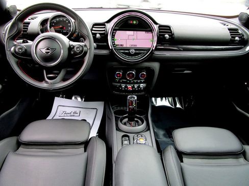 Used 2020 MINI Cooper Clubman S image 2