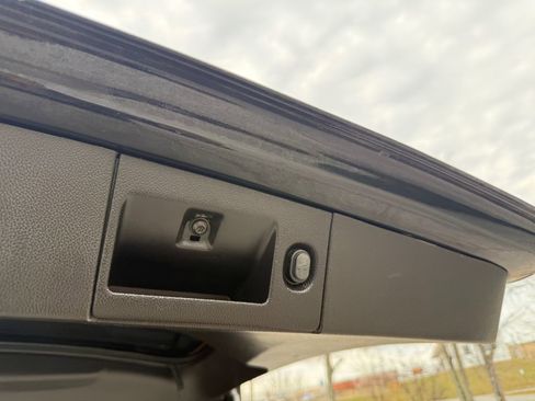 Used 2016 Chevrolet Tahoe LT image 27