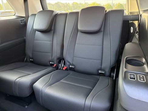 New 2026 Mercedes-Benz GLS 450 4MATIC image 15