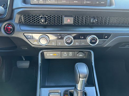 Used 2024 Honda CR-V Sport image 14