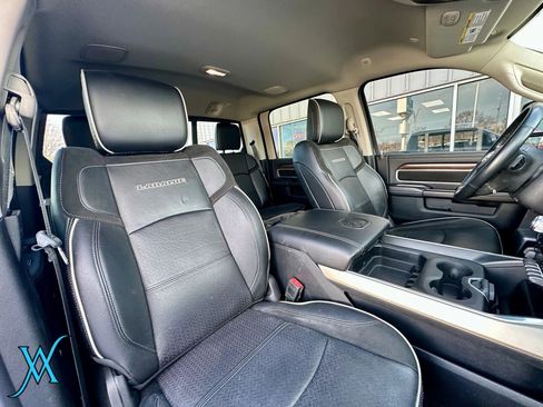 Used 2023 RAM 2500 Laramie AWD/4WD image 19