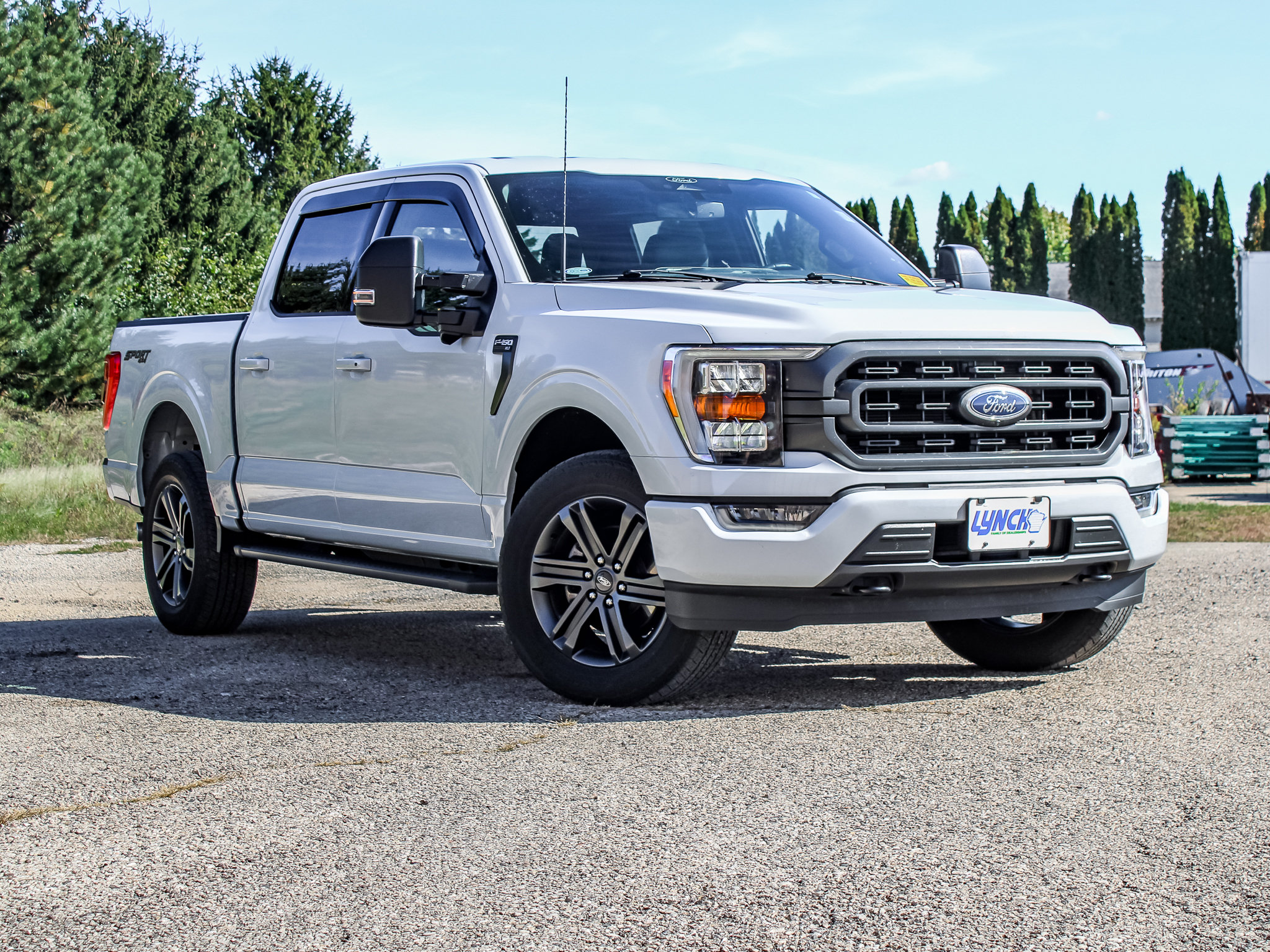 Used 2022 Ford F150 XLT w/ Equipment Group 302A High AWD/4WD image 23