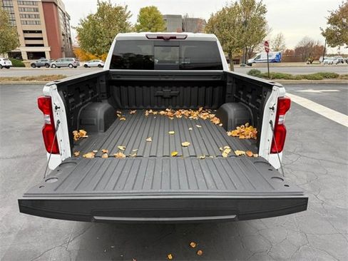 Used 2022 Chevrolet Silverado 1500 LTZ w/ LTZ Premium Package image 5