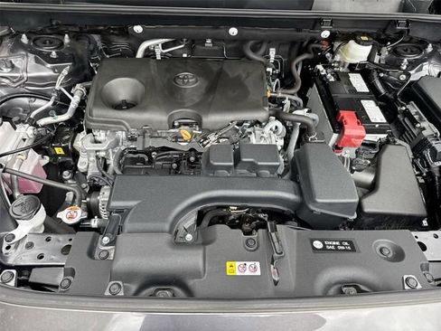 Used 2024 Toyota RAV4 LE FWD image 28