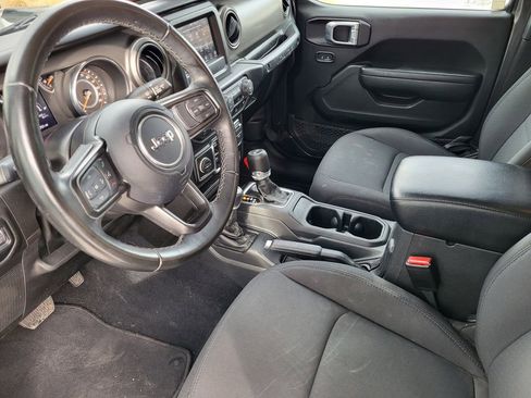 Used 2022 Jeep Wrangler Unlimited Sport image 7