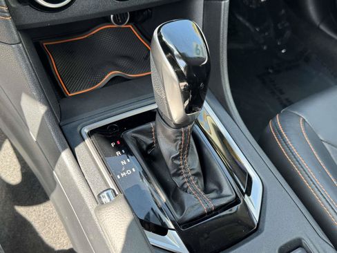 Used 2019 Subaru Crosstrek 2.0i Limited w/ Moonroof Package w/Navigation AWD/4WD image 20