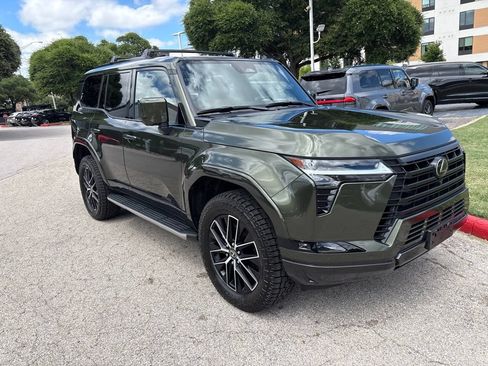 Certified 2025 Lexus GX 550 w/ Accessory Package (2T) AWD/4WD image 7