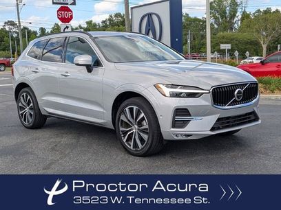 Used 2022 Volvo XC60 B5 Momentum w/ Advanced Package