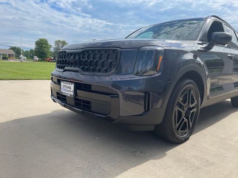Used 2025 Kia Telluride EX X-Line AWD/4WD image 16