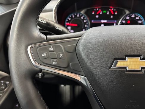 Used 2019 Chevrolet Equinox Premier FWD image 15