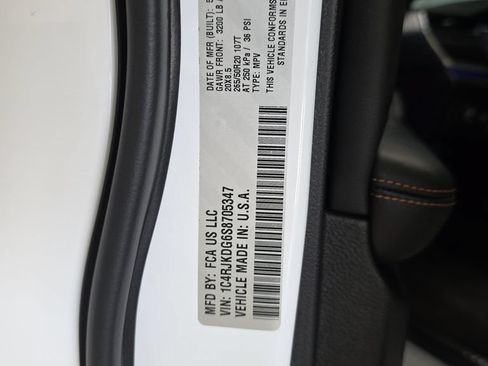 Used 2025 Jeep Grand Cherokee L Overland w/ Luxury Tech Group IV AWD/4WD image 18