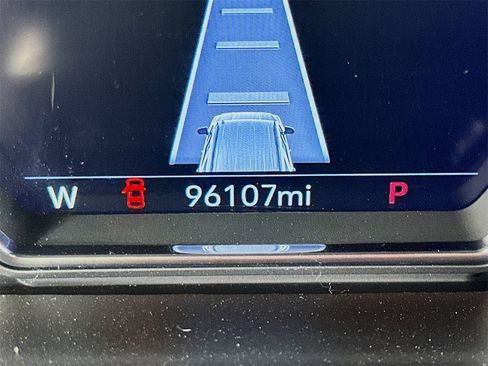 Used 2021 GMC Yukon XL Denali w/ Denali Premium Package image 36