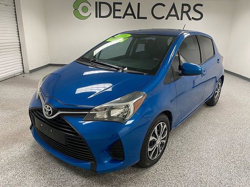 Used 2016 Toyota Yaris L image 1