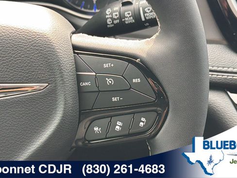 New 2026 Chrysler Pacifica Select w/ S Appearance Package FWD image 23