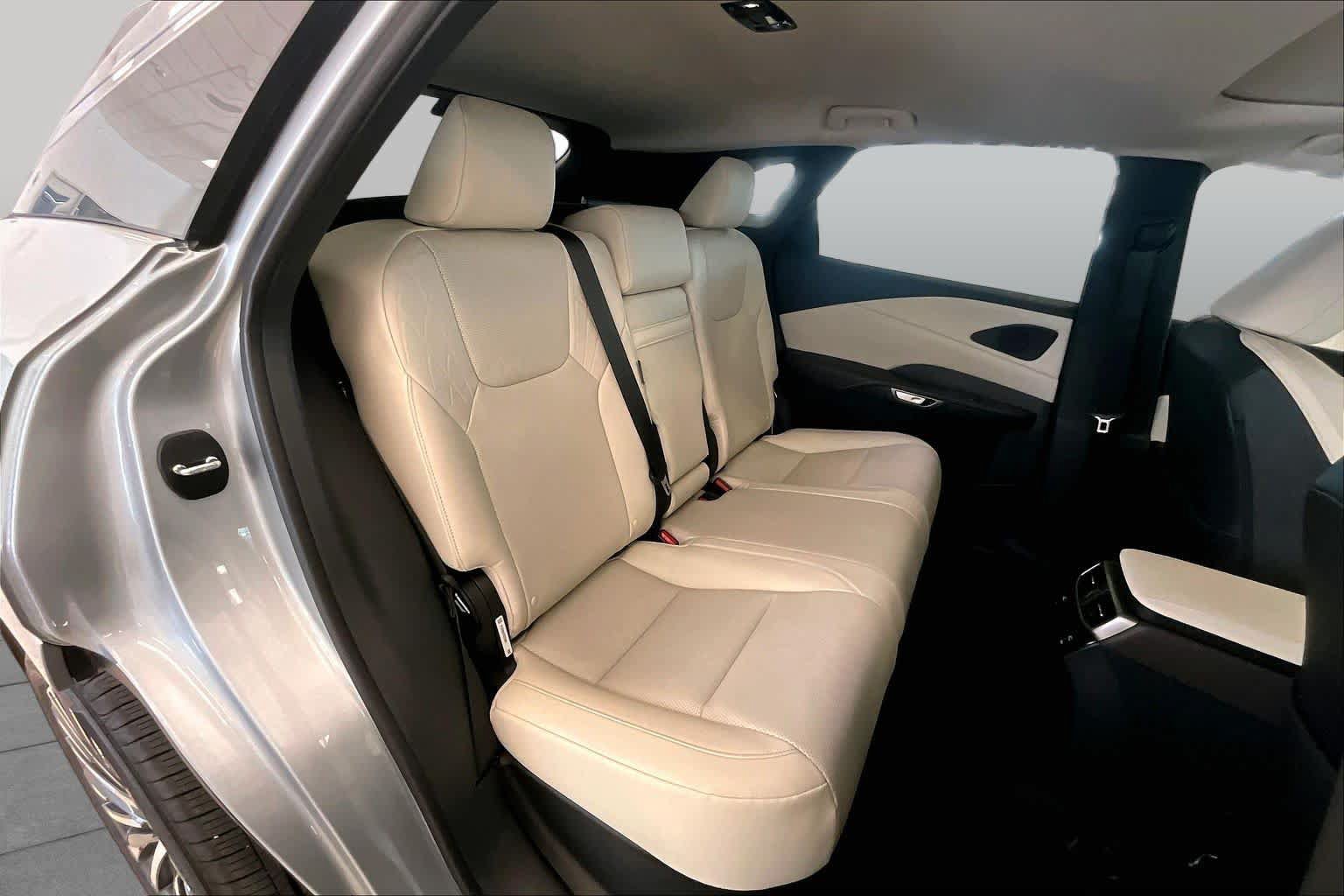 Used 2026 Lexus RX 350 Premium Plus w/ Convenience Package AWD/4WD image 18