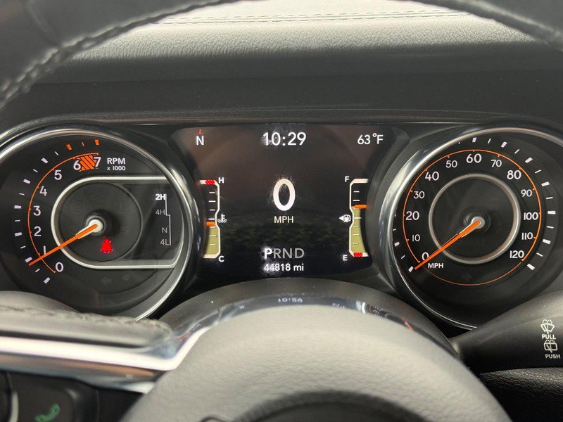 Used 2021 Jeep Wrangler Unlimited Sahara AWD/4WD image 27