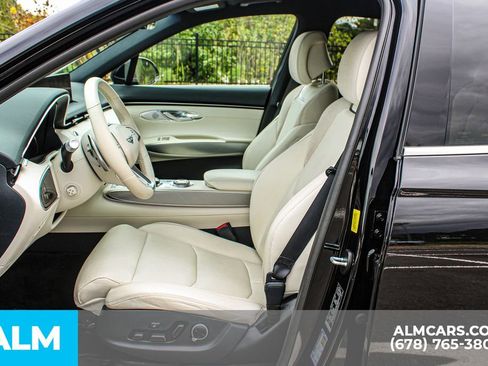 Used 2024 Genesis Electrified GV70 Advanced image 17