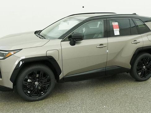 New 2026 Toyota RAV4 XSE AWD/4WD image 2